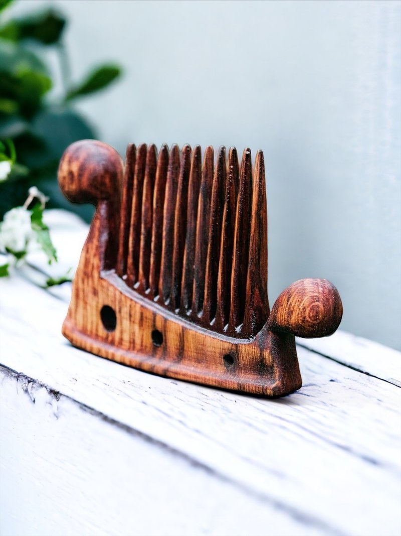 Drakkar Hair and Beard  Comb men's comb Viking Boat wooden comb hardcarved - 髮圈/髮夾 - 木頭 咖啡色