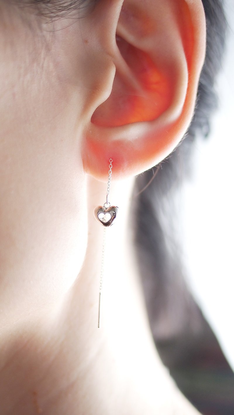Fairy Tale Mini Three-Dimensional Love Heart Drop Earrings - Single 1pc - ต่างหู - เงินแท้ สีเงิน
