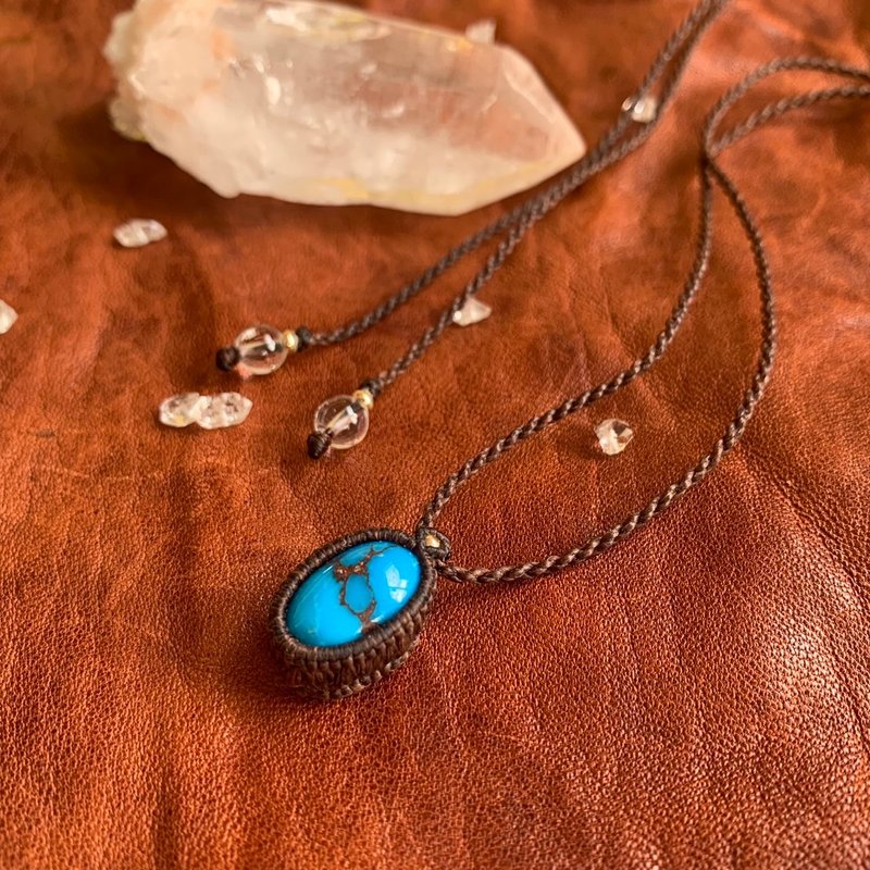 -Glossy blue- Egyptian turquoise macrame necklace - สร้อยคอ - เครื่องเพชรพลอย สีน้ำเงิน