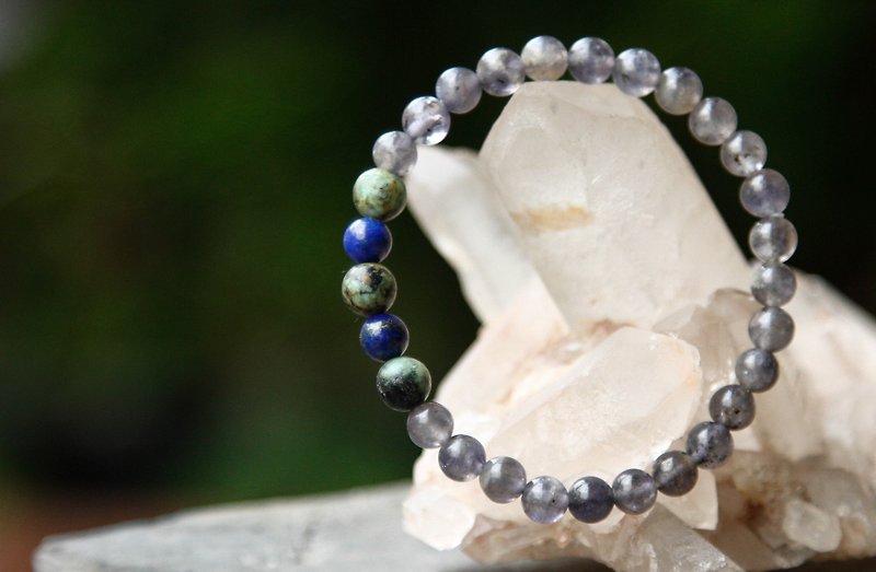 【Series of Bracelet】Cordierite bracelet with African Turquoise and Lazurite - สร้อยข้อมือ - เครื่องเพชรพลอย หลากหลายสี