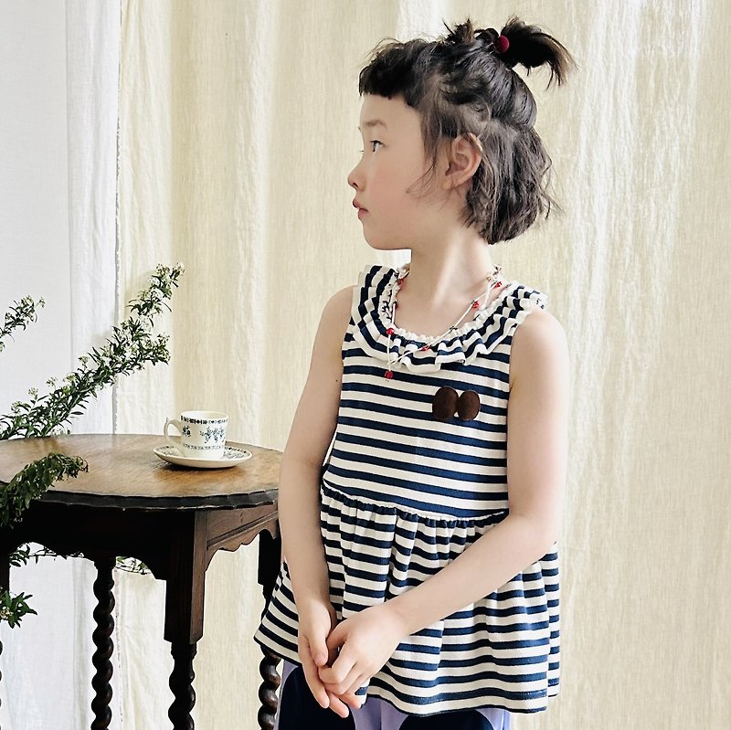 Blue and white striped bow embroidered vest/children's clothing - เสื้อยืด - ผ้าฝ้าย/ผ้าลินิน สีน้ำเงิน