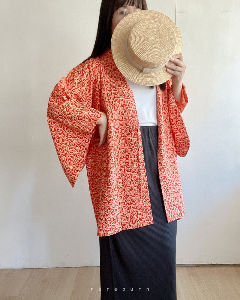 日本製和風印花紅色薄款古著羽織和服外套 - 女大衣/外套 - 聚酯纖維 紅色