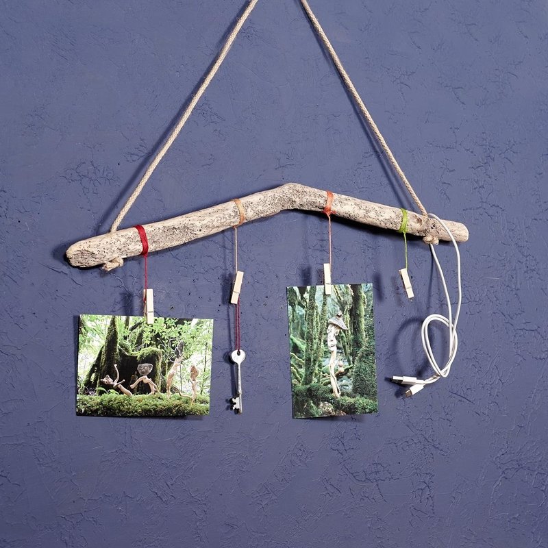 Driftwood branch accessory hanger, key hanger, display necklace hanger, key hold - Hangers & Hooks - Wood Brown