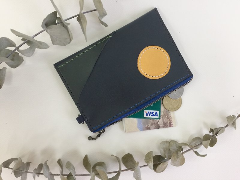 Graduation gift Shodoshima night view zipper wallet Handmade Bag - กระเป๋าใส่เหรียญ - หนังแท้ สีน้ำเงิน