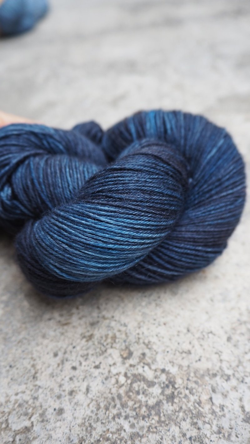 Hand dyed the line. Midnight Star (4ply socks / blue-faced sheep) - Knitting, Embroidery, Felted Wool & Sewing - Wool 