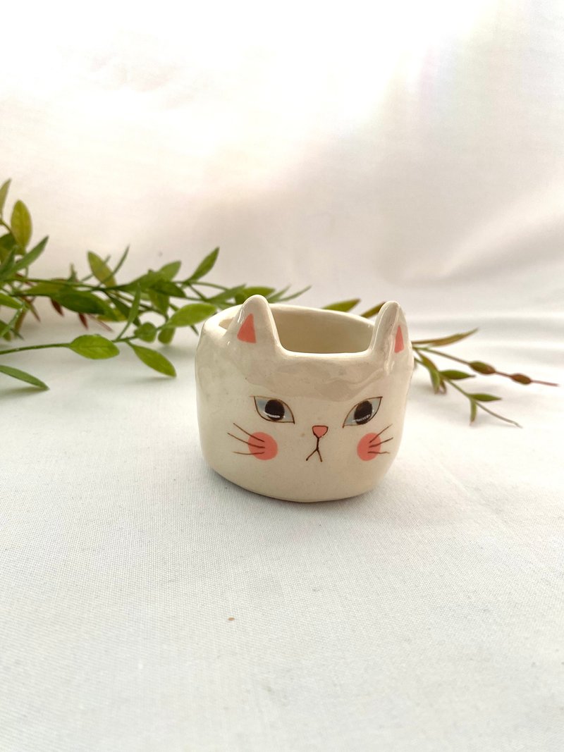 White cat pot - Plants - Pottery White