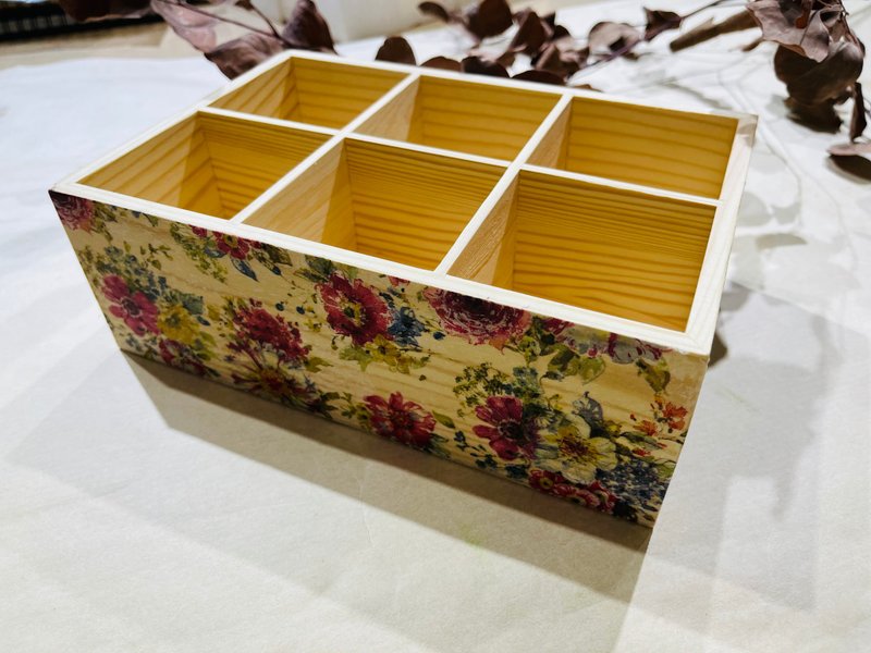 Six-box box country full of flowers and butterflies Cubat paper art collage partition box storage box storage - Storage - Wood Brown