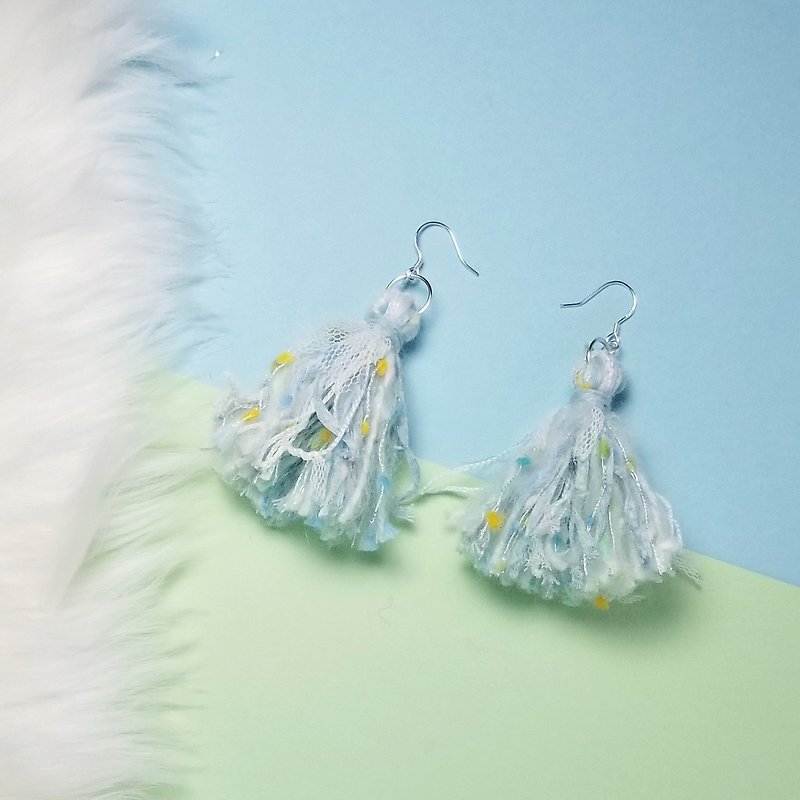 Mixed knit fringes earring (Baby blue/White/Mesh/Color Neps)