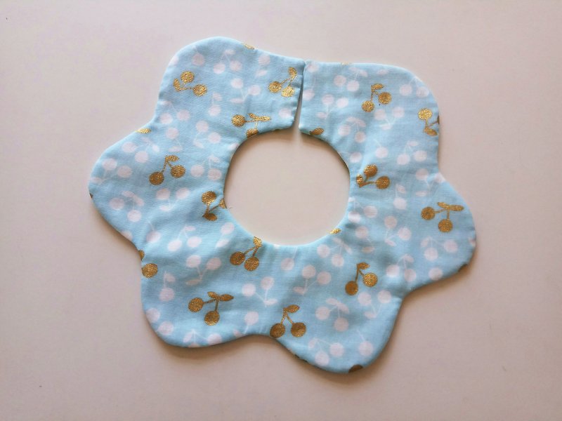 Turn flower pocket Japanese cotton gauze blue gilded cherry 360 degree flower petal bib baby bib - Baby Gift Sets - Cotton & Hemp Multicolor