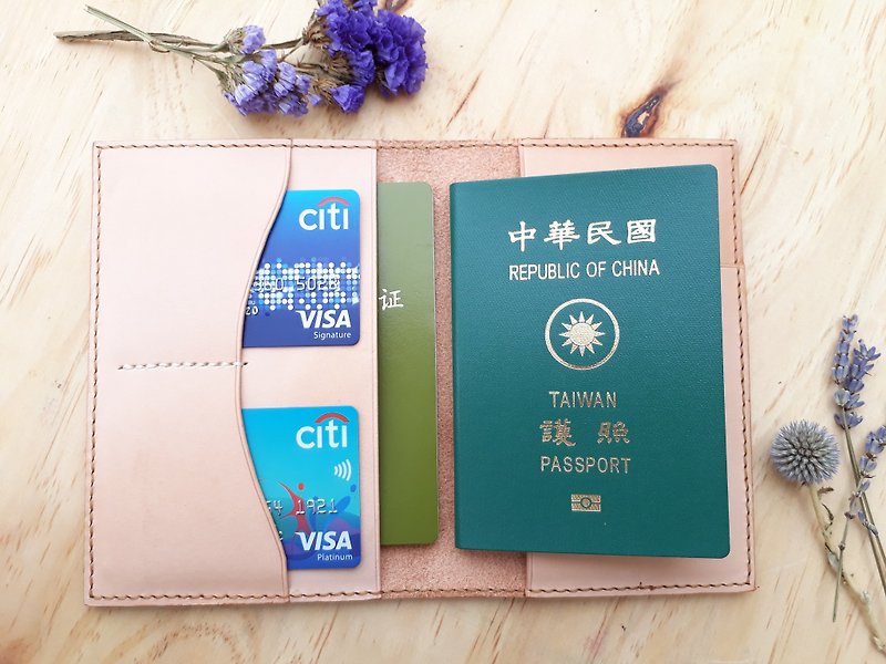 護照夾/護照套(卡片格)(機票格) │植鞣革 手工染色 可烙印 - 護照套 - 真皮 咖啡色