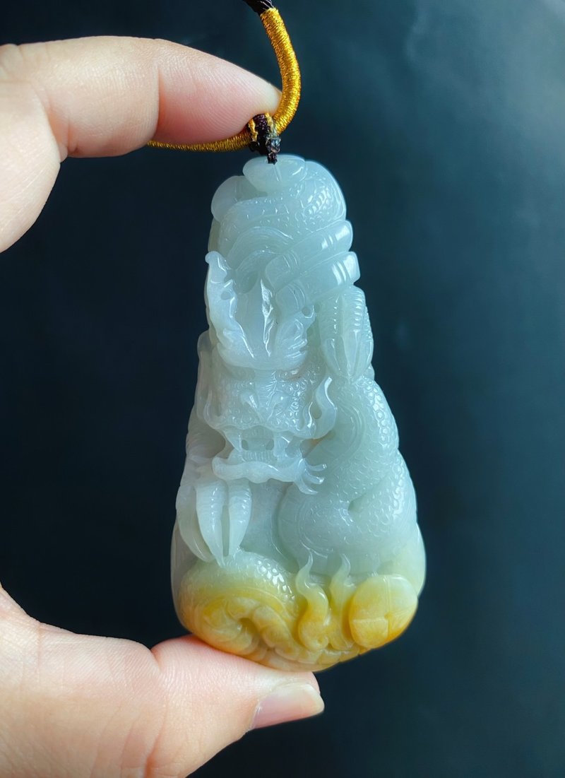 紅翡黃翡綠底 龍牌 天然緬甸玉翡翠 吊墜 招財守護 平安富貴 項鍊 - 項鍊 - 玉石 綠色