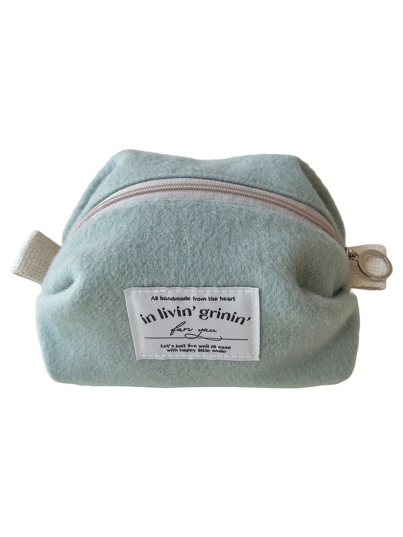 wool macaron pouch M_pistachio - 化妝包/收納袋 - 其他人造纖維 綠色