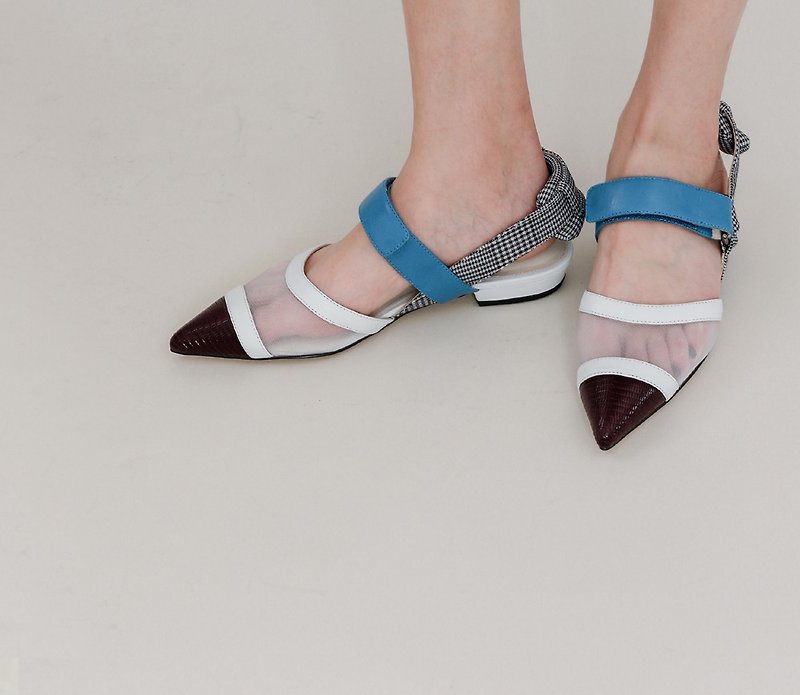 Different materials mini pillow leather sandals white and blue - รองเท้ารัดส้น - หนังแท้ สีน้ำเงิน