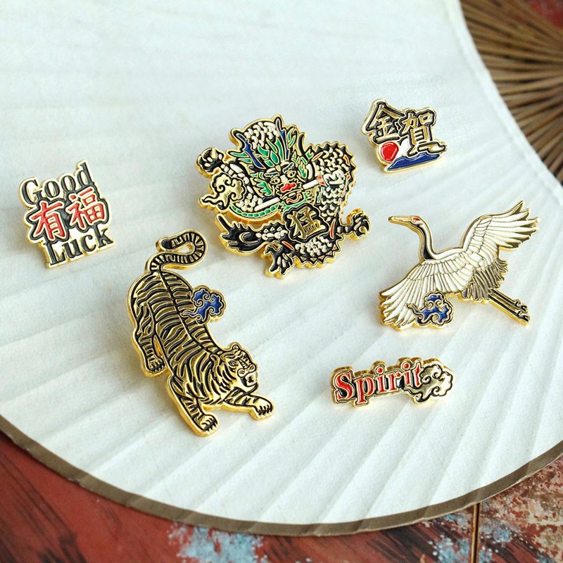 UPICK original life original design cute brooch clothes accessories bag accessories decorations Raptor Ruihe - เข็มกลัด/พิน - โลหะ หลากหลายสี