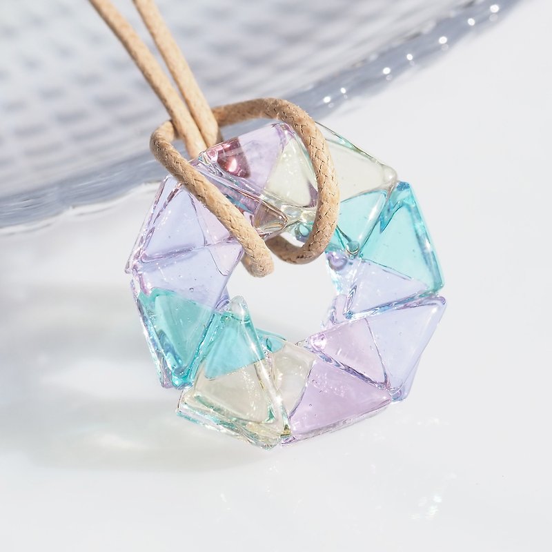 Memory glass (shutter [mini] [sakura pastel]) necklace [size can be selected] [made-to-order] - Necklaces - Glass Pink