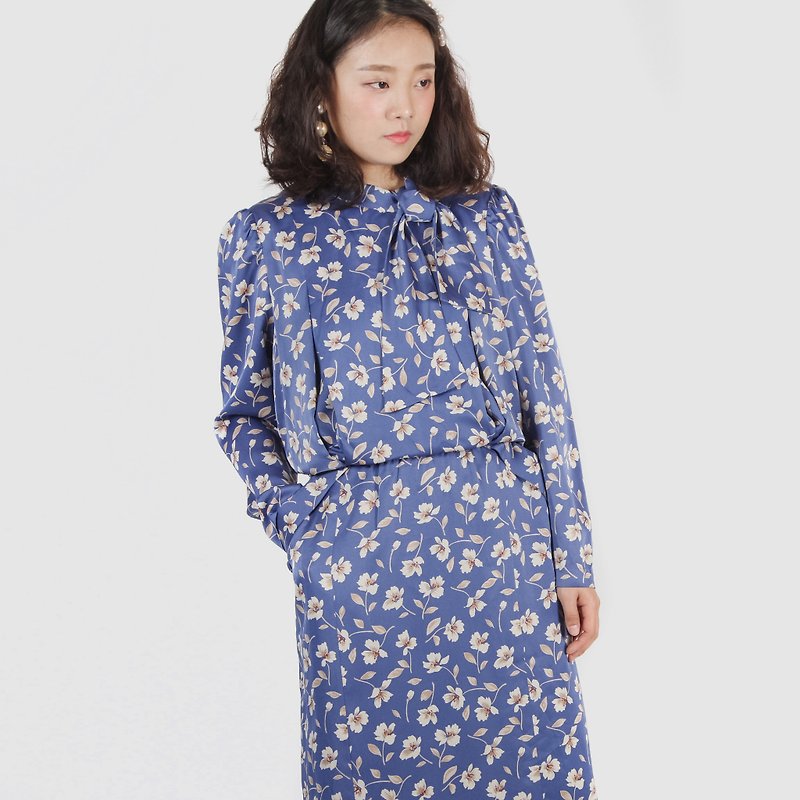 [Egg Plant Vintage] Elegant Daisy Print Satin Vintage Dress - One Piece Dresses - Polyester Blue