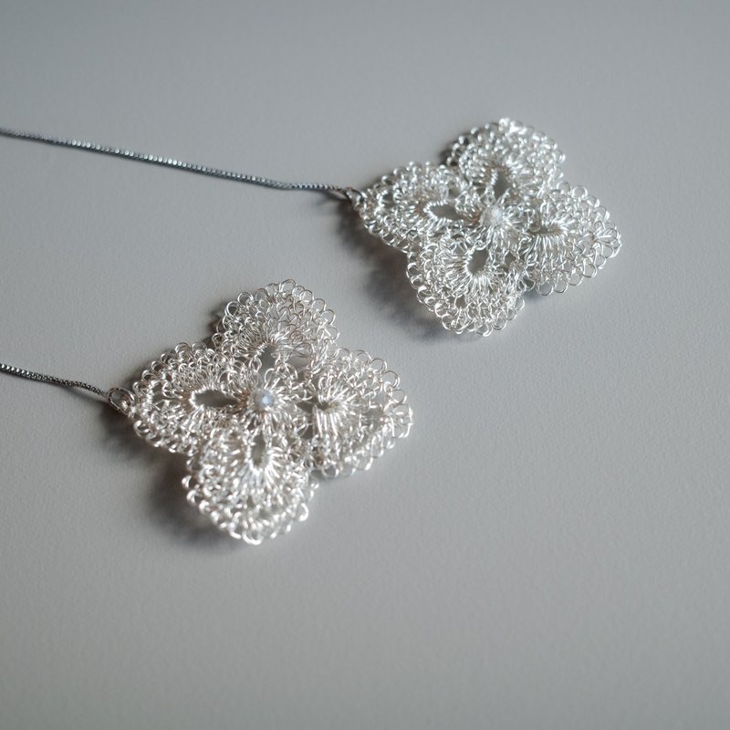 Hanaaya – Wire Crochet Chain Earrings 　Silver - ต่างหู - โลหะ สีเงิน