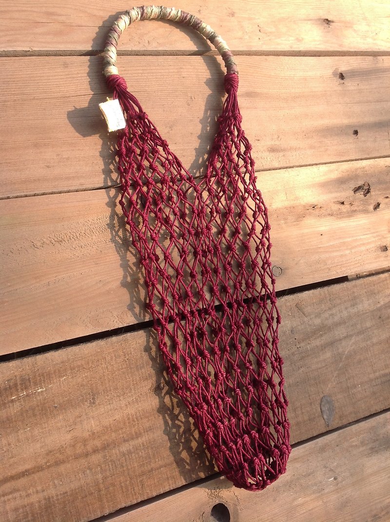 Hand-woven {in} green bag / wine red / water bottle / hand cup - Beverage Holders & Bags - Cotton & Hemp Purple
