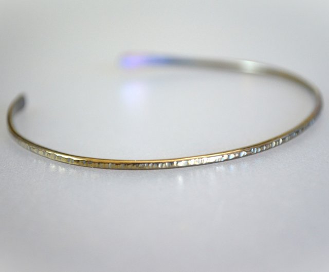 Titanium bangle・チタンバングル=ゴールド&B=楕円形・内径５８mm - ショップ ねこへい工房 ブレスレット - Pinkoi