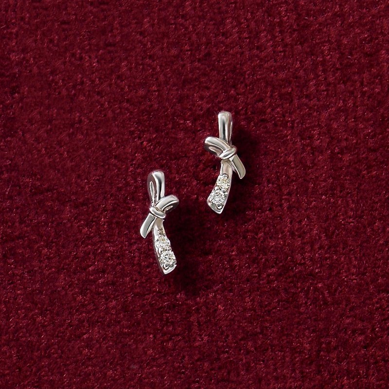 14K/10K 鑽石耳環 【Tiny Bow】 (白金) - 耳環/耳夾/耳骨夾 - 貴金屬 
