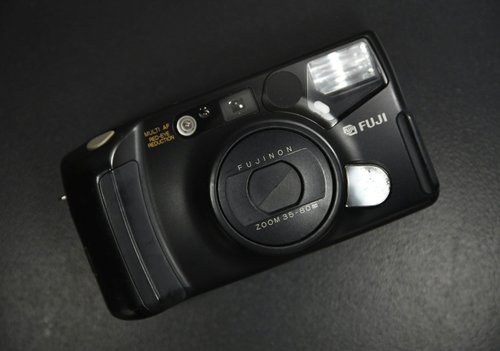 【美品】Fuji Zoom Cardia Multi 800 フィルムカメラ FUJI ZOOM CARDIA MULTi 800＃495＃135フィルムカメラ