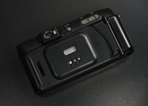 【美品】Fuji Zoom Cardia Multi 800 フィルムカメラ FUJI ZOOM CARDIA MULTi 800＃495＃135フィルムカメラ