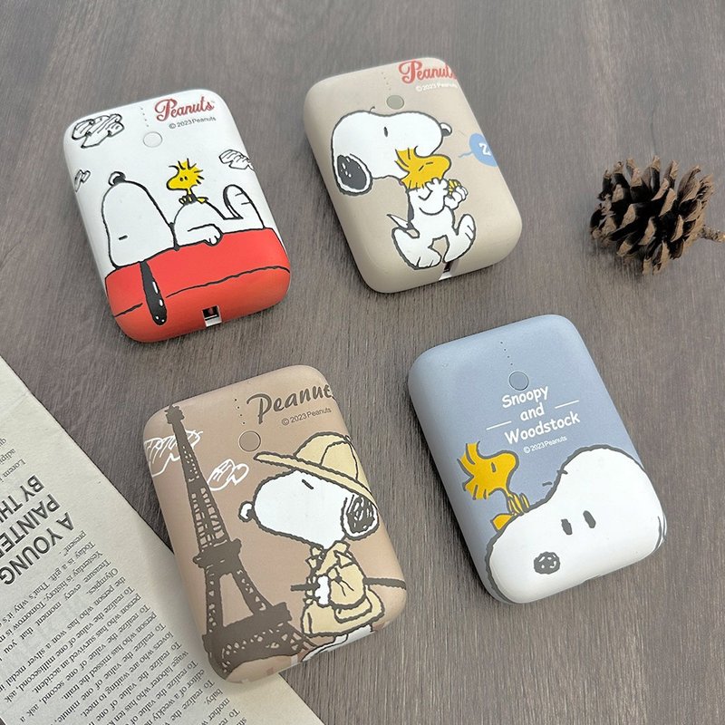 Snoopy PD fast charging two-way Type-C power bank 12000 - ที่ชาร์จ - พลาสติก หลากหลายสี