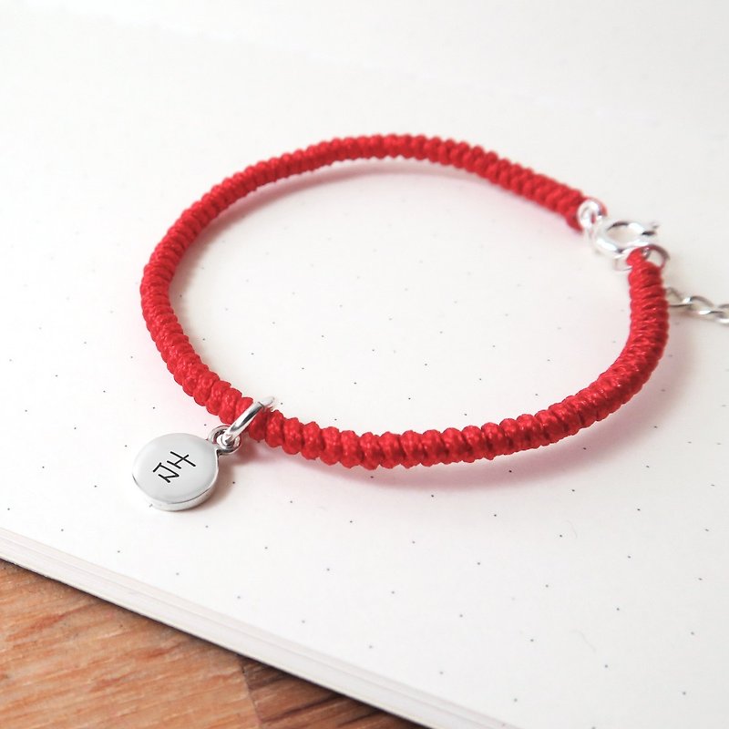 Small round series red rope braided round bracelet 925 sterling silver custom lettering bracelet - สร้อยข้อมือ - เงินแท้ สีแดง