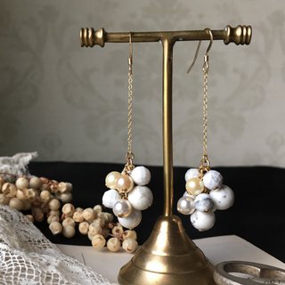 14kgf Howlite and Vintage Pearl Grape Chain Earrings OR Brass Ear Clip