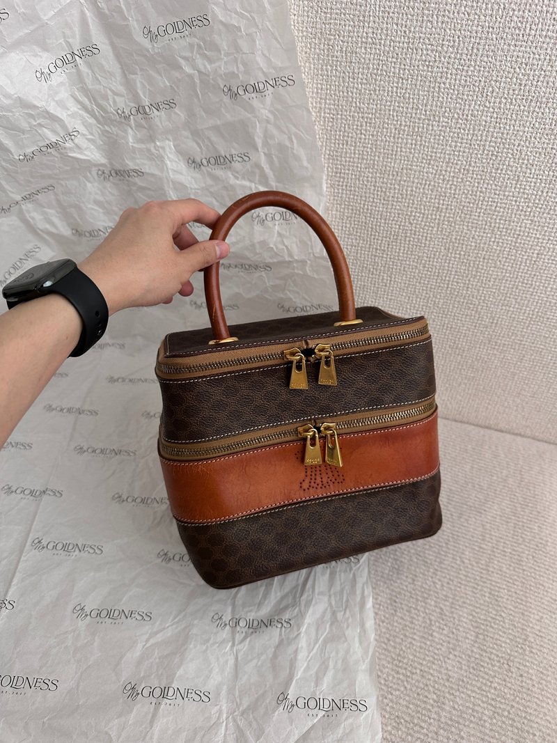 中古包 CELINE 焦糖雙層Vanity手袋 - 化妝包/收納袋 - 其他材質 咖啡色