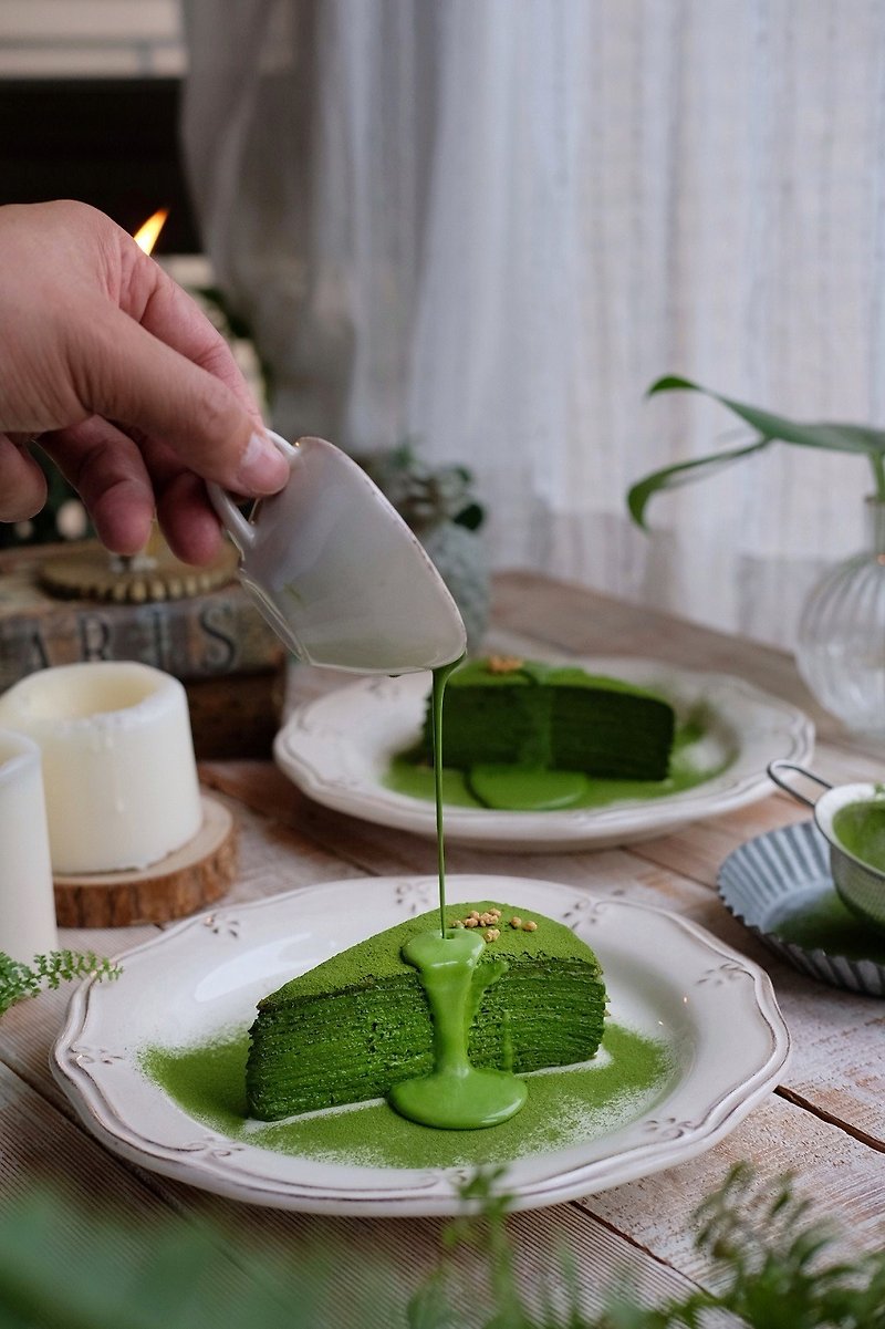 Matcha mille crepe - เค้กและของหวาน - วัสดุอื่นๆ สีเขียว