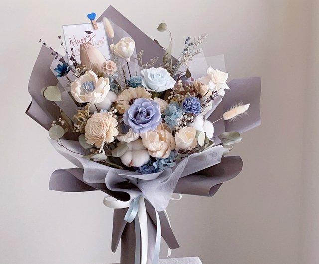 Dried flowers without withering] Blue, white and gray texture natural wind  bouquet - Shop Amanda Floral Design Other - Pinkoi