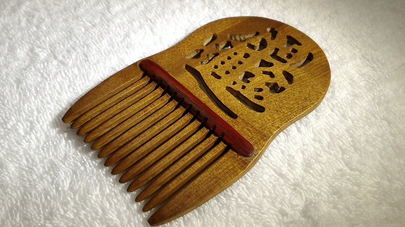 Taiwan Xiao Nan hand carved flowers comb (Rijin Jin Dou) - Wood, Bamboo & Paper - Wood 