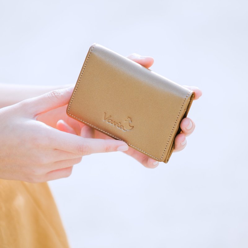 กระเป๋าสตางค์ขนาดเล็ก หนังวัวแท้ [ Almond Pearl 杏仁-珍珠 ] 錢包 - 皮革 - กระเป๋าสตางค์ - หนังแท้ สีทอง