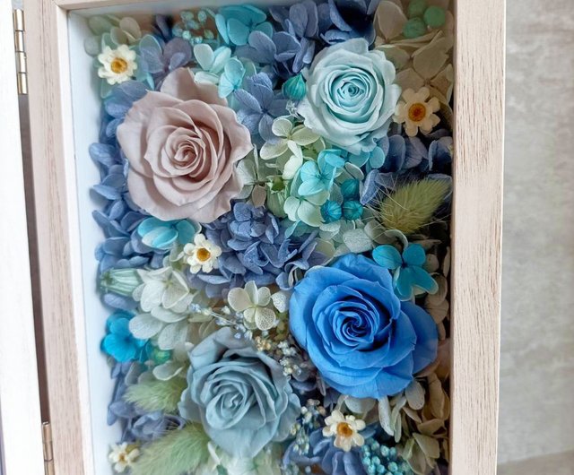 Flower clusters on the hillside x non-withered rose dried flower  transparent flower frame - Shop sumi-road Picture Frames - Pinkoi