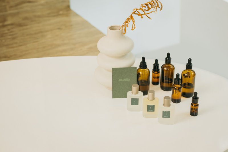 【 4 月】雙北調香體驗—讓香氛連結記憶 / 雙人優惠 / 一人開 - 蠟燭/香氛/調香 - 其他材質 