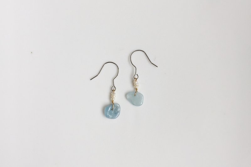 White dew pearl natural stone modeling earrings - Earrings & Clip-ons - Gemstone White
