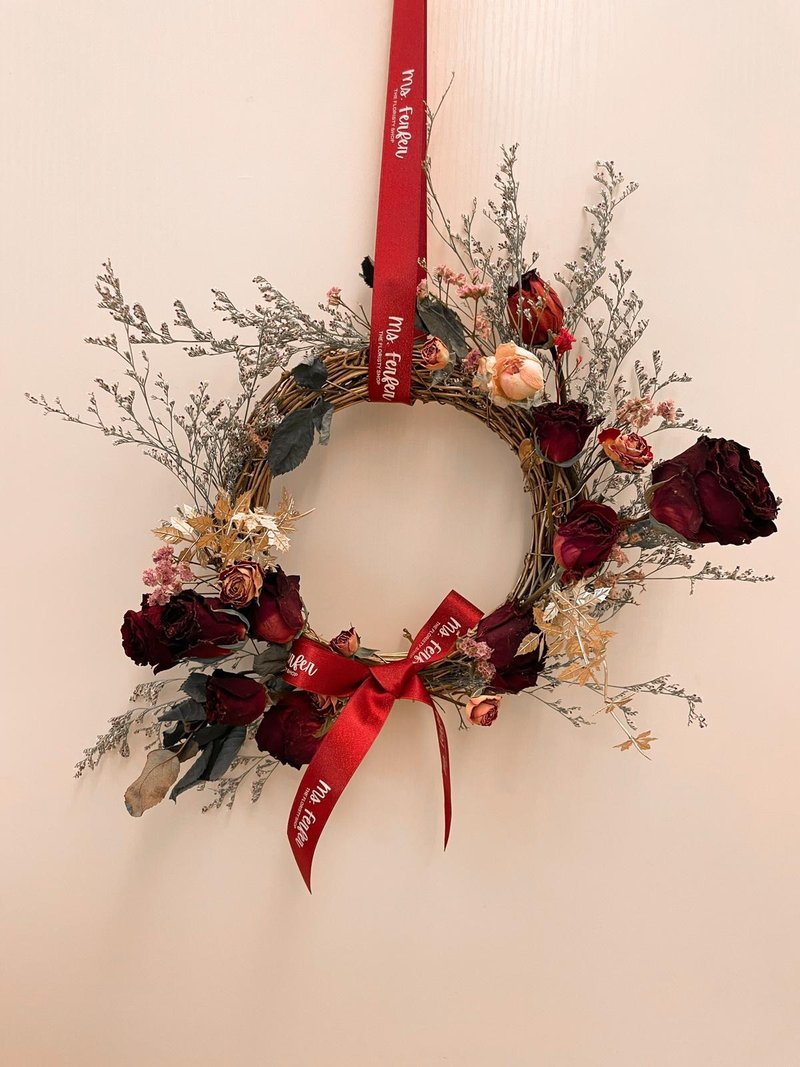 Dry Burgundy Rose Vintage Gold Wreath 25CM - Wall Décor - Plants & Flowers Red