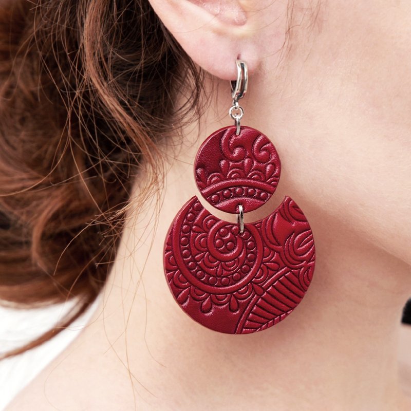 Dark Red Leather Earrings, Lightweight Womens Earrings, Silver Brass Leverback - ต่างหู - หนังแท้ สีแดง