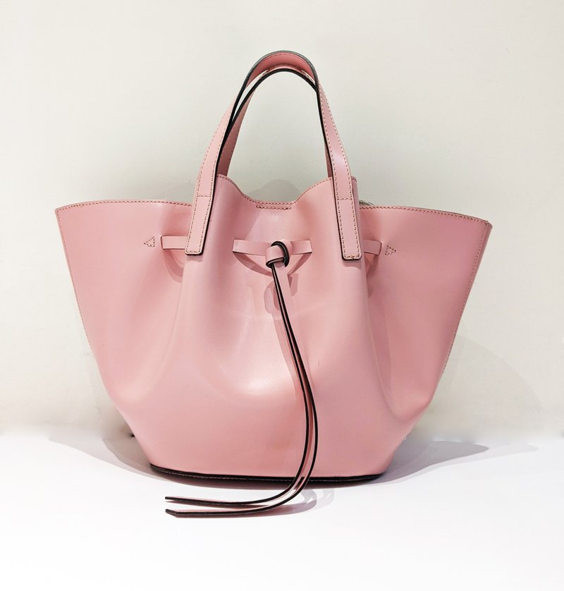 Italian leather cherry blossom pink portable/shoulder bag - กระเป๋าถือ - หนังแท้ สึชมพู