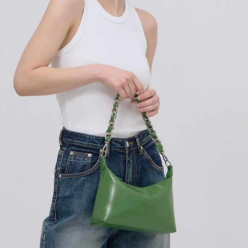 Bag to Basics made in Korea Chain Mini Shoulder BAG - กระเป๋าแมสเซนเจอร์ - วัสดุอีโค 