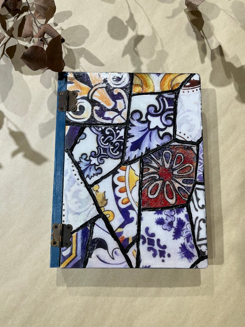書本盒 藍寶石圖騰寶盒 仿鑲嵌 收納盒 日記 紙藝拼貼 蝶古巴特 - 居家收納/收納盒/儲物盒 - 木頭 卡其色