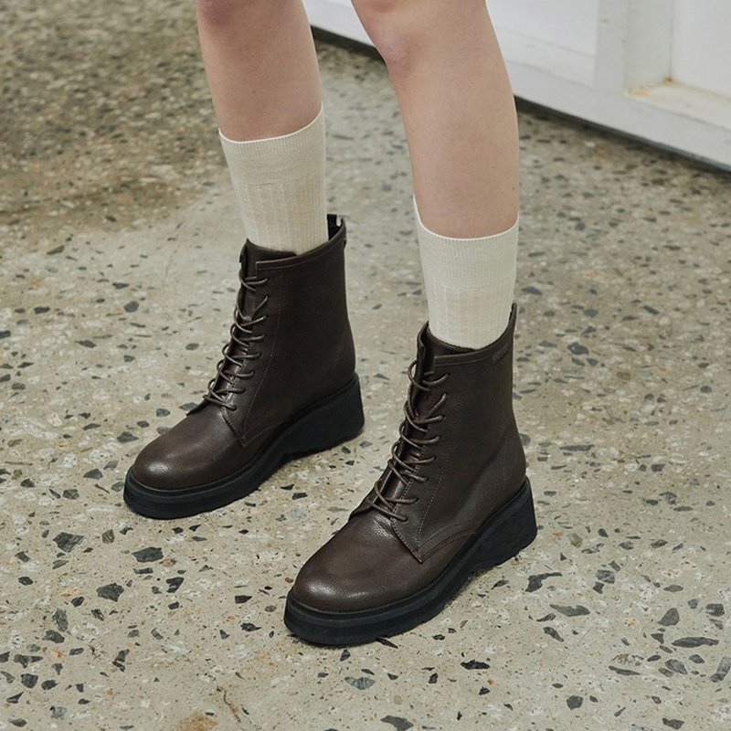 PRE-ORDER – MACMOC Megan Boots Brwon - รองเท้าบูทสั้นผู้หญิง - วัสดุอื่นๆ 