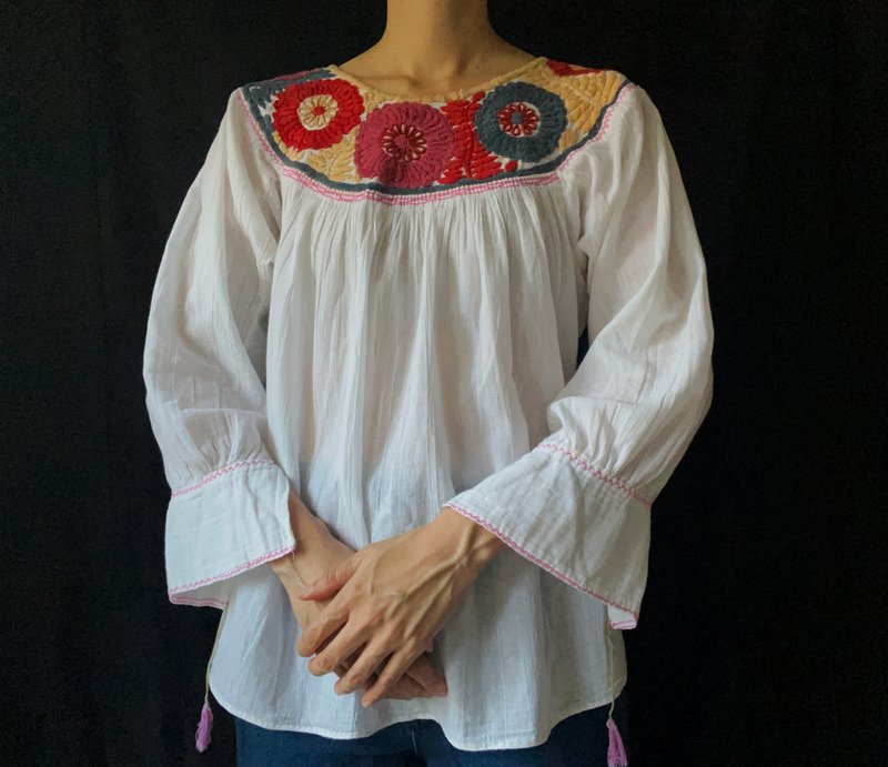 墨西哥手工刺繡長袖上衣 - 女上衣/長袖上衣 - 棉．麻 