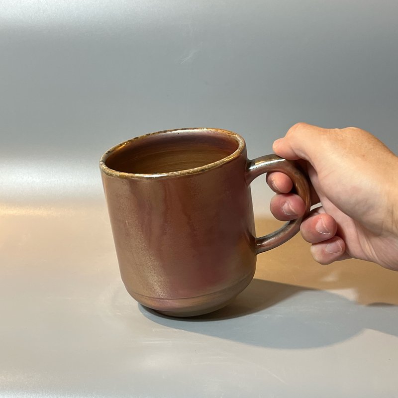柴燒金彩落灰馬克杯 / 啤酒杯 / 小平凡手作 - 茶壺/茶杯/茶具 - 陶 