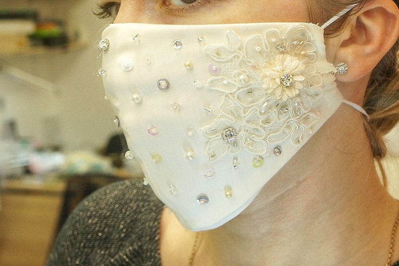 Embroidery face mask Washable facemask Fabric mask adult Bridal face mask - Face Masks - Cotton & Hemp White