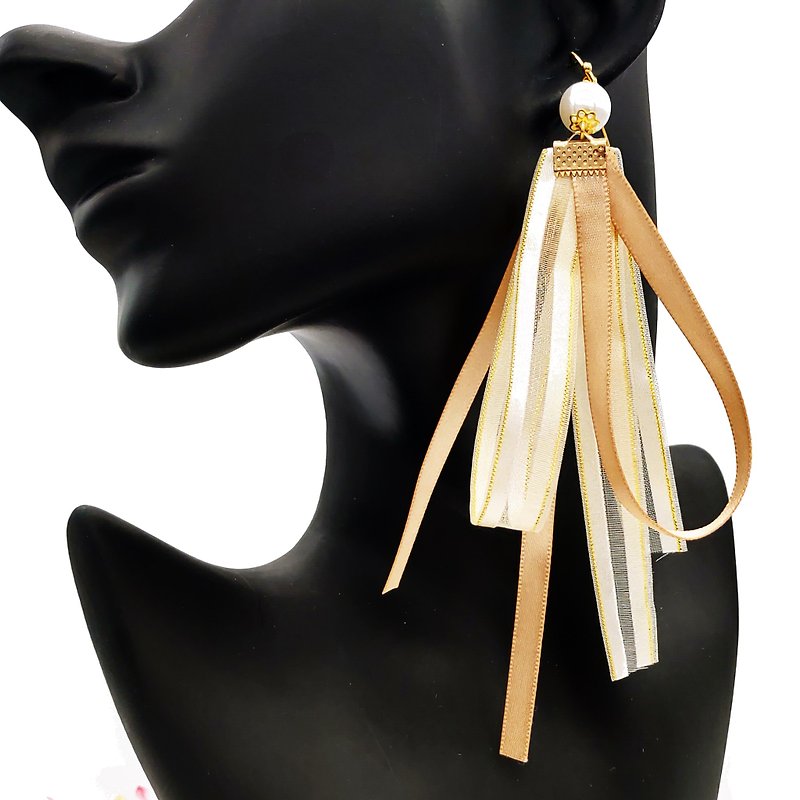 Daqian design luxury gold satin ribbon bow earrings / clip party wedding Valentine's Day - ต่างหู - ผ้าฝ้าย/ผ้าลินิน สีทอง