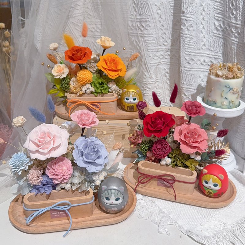 FengFlower 【貓福達摩不倒翁招財永生花名片座】永生花/送禮 - 乾燥花/永生花 - 植物．花 