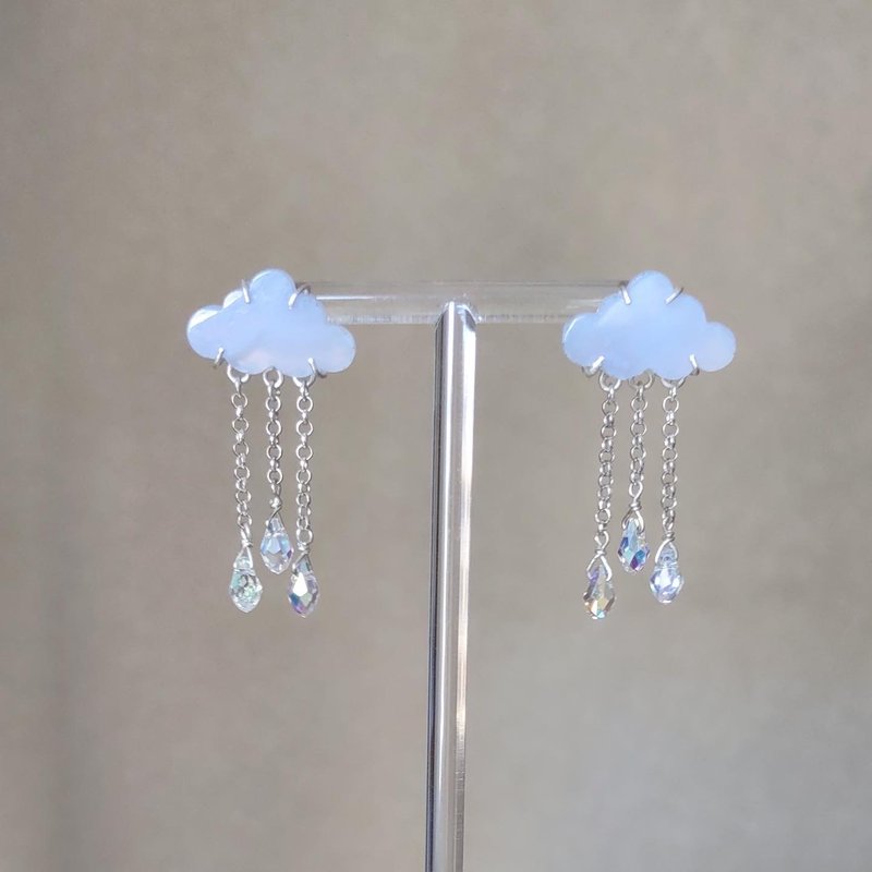 Cloud and Raindrops Earrings　Sterling Silver Lace Agate Swarovski - ต่างหู - เงินแท้ สีน้ำเงิน