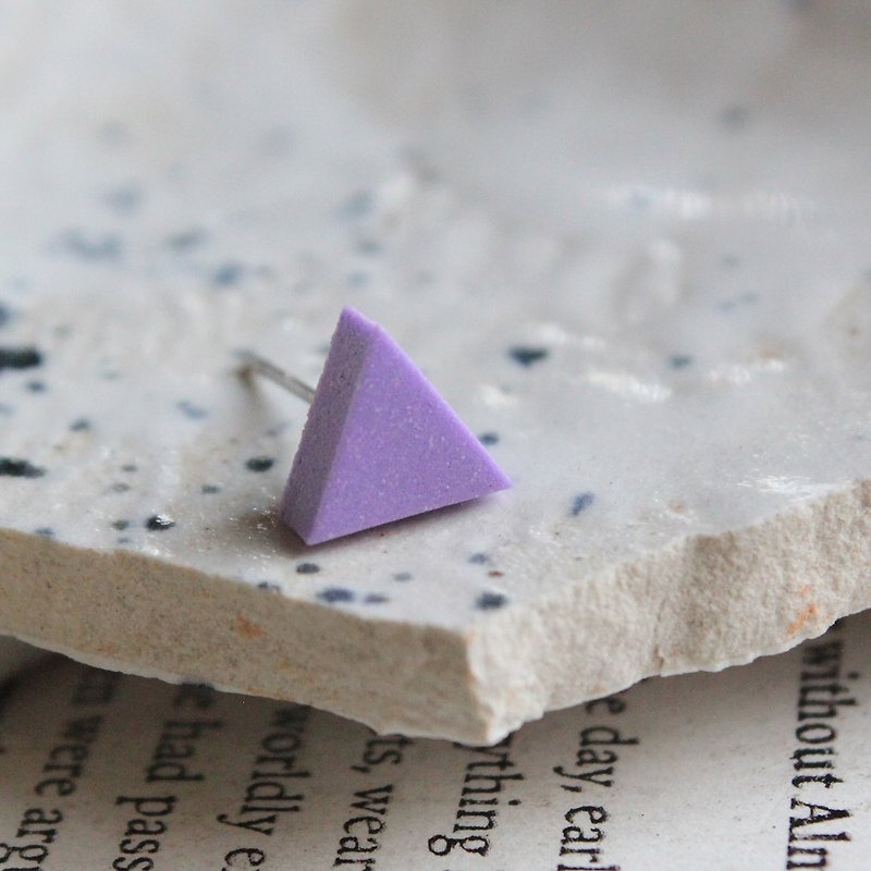 Triangle Earrings ▽ 703 / Nice Dream ▽ Single Stud - Earrings & Clip-ons - Clay Purple